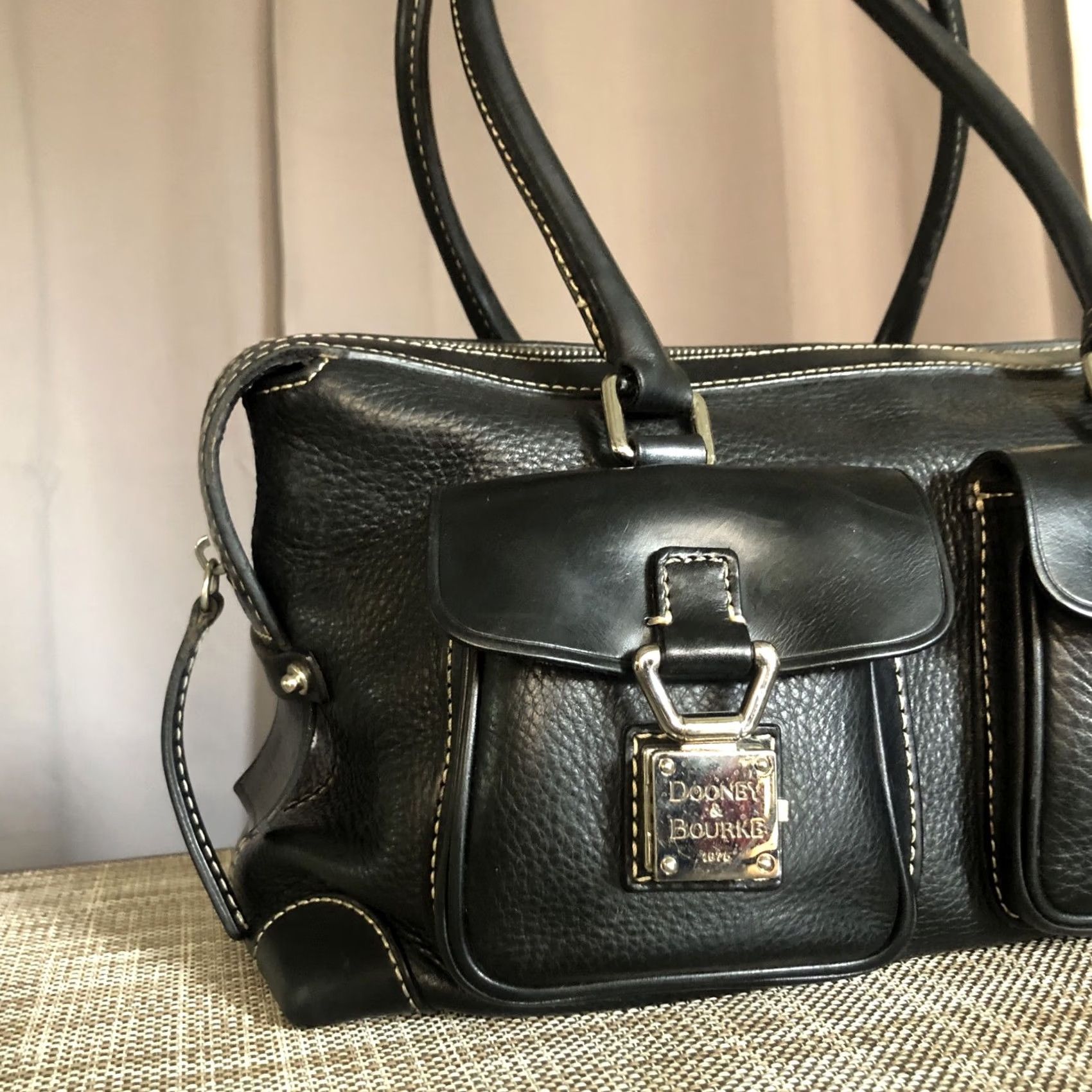 Dooney & Bourke VINTAGE Dooney & Bourke Anniversary Signature Satchel Handbag Pebble Black Leather Women Medium Size ONE SIZE - 5 Thumbnail