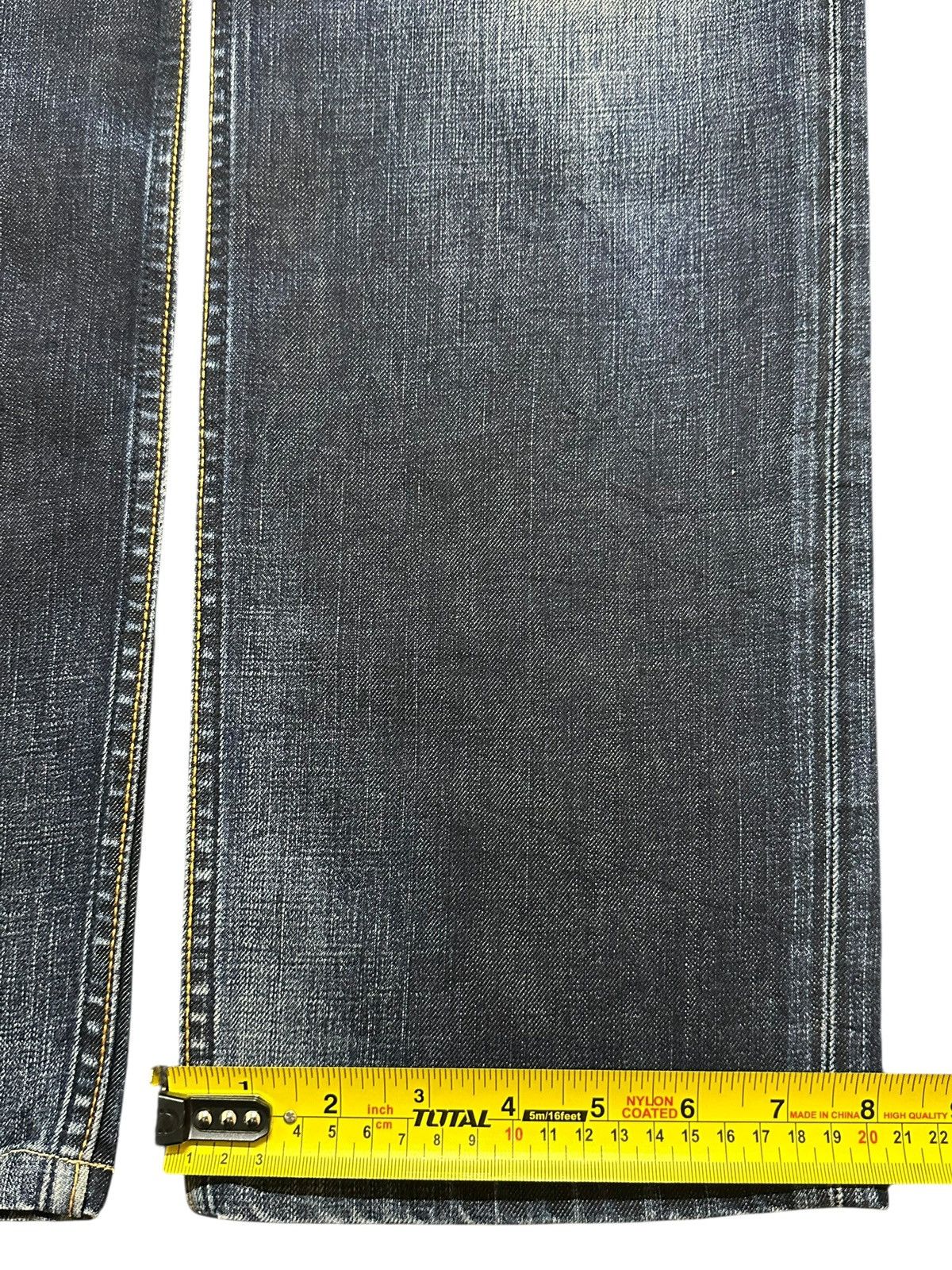 Levi's Vintage Levis 504 Blue Faded Wash Style Distress Loose Jeans Size US 32 / EU 48 - 15 Thumbnail