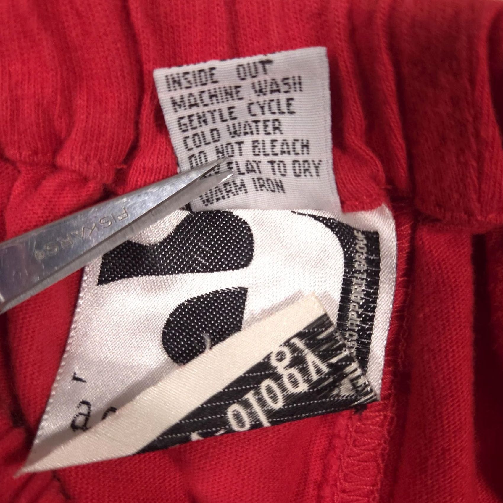 Vintage Ac-tiv-ology Shorts Womens Large Red Sweat Elastic Waist Embroidered Golf Size 36" / US 14 / IT 50 - 6 Thumbnail