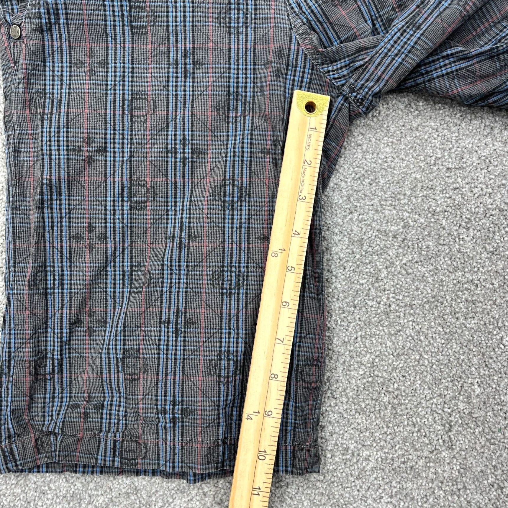 Quiksilver Quiksilver Chino Shorts Men 26 Gray Plaid Flat Front Classic Casual Size US 26 / EU 42 - 5 Thumbnail