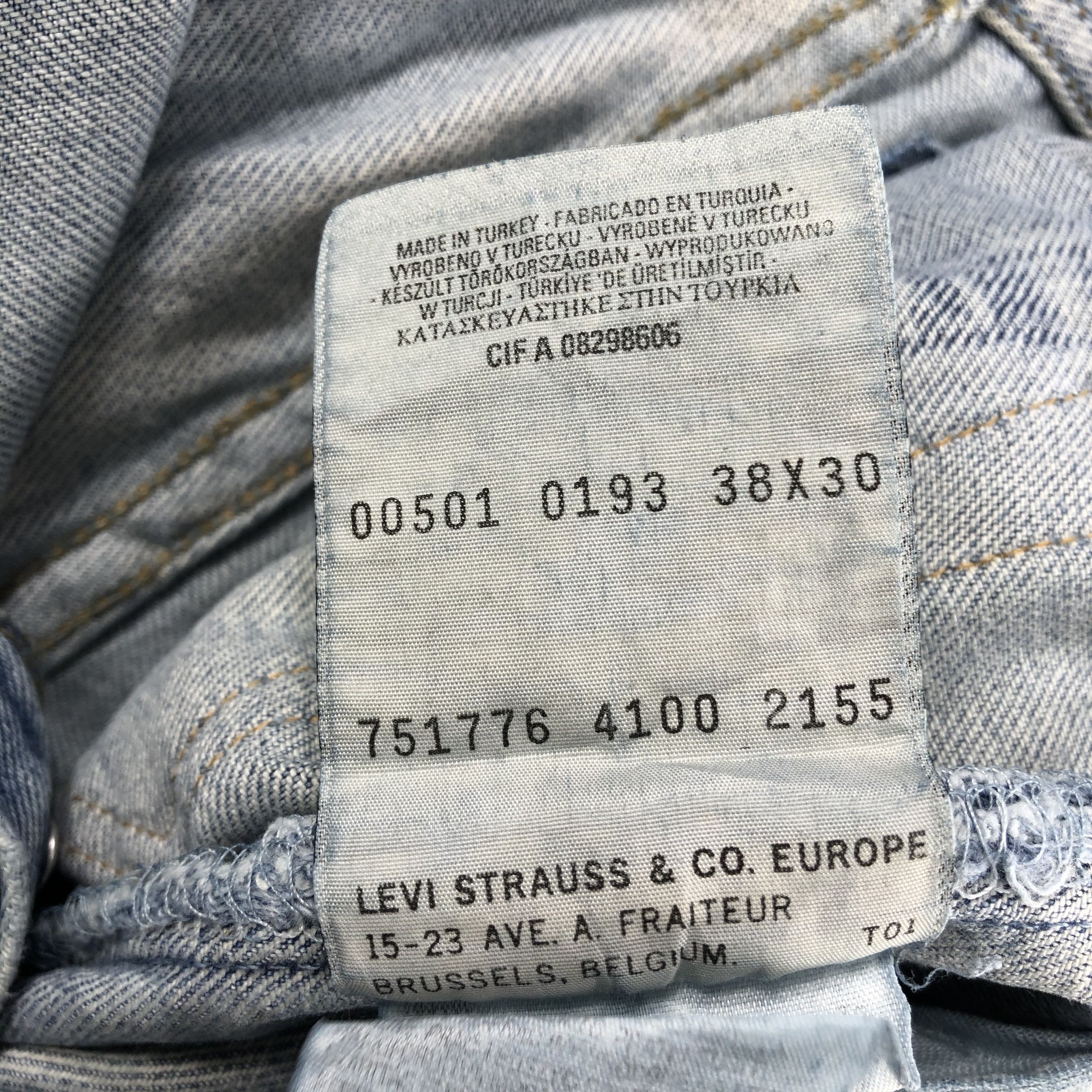 Levi's Vintage 90s Light Wash Levis 501 Jeans-JM2274 Size US 36 / EU 52 - 11 Thumbnail