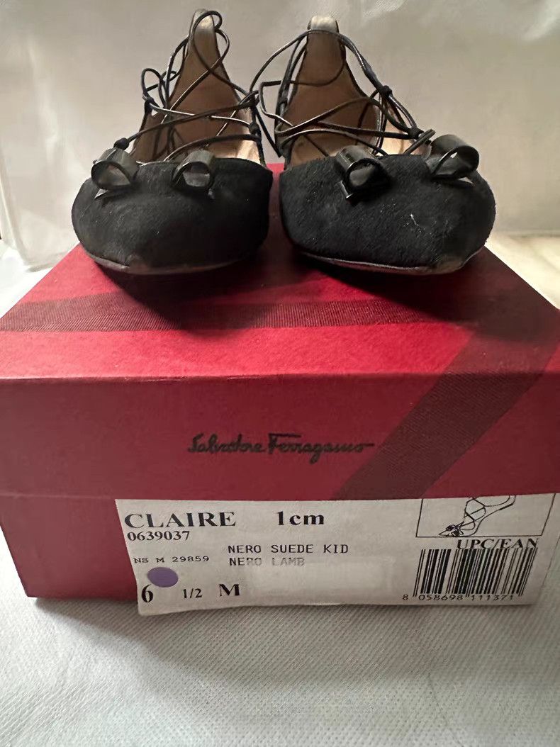 Salvatore Ferragamo Ferragamo Black Suede Ballet Flats Q9 Size US 6 / IT 36 - 1 Thumbnail