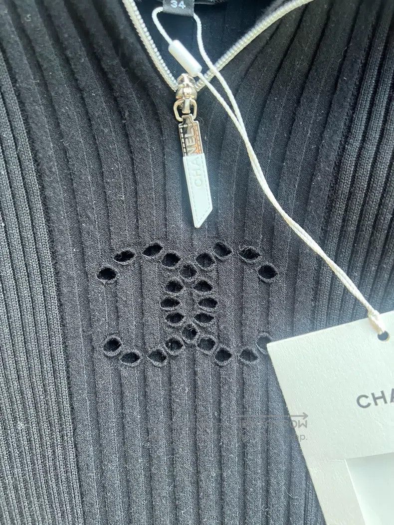 Chanel Chanel 25c hat T-shirt Size XXS / US 00 / IT 34 - 2 Thumbnail