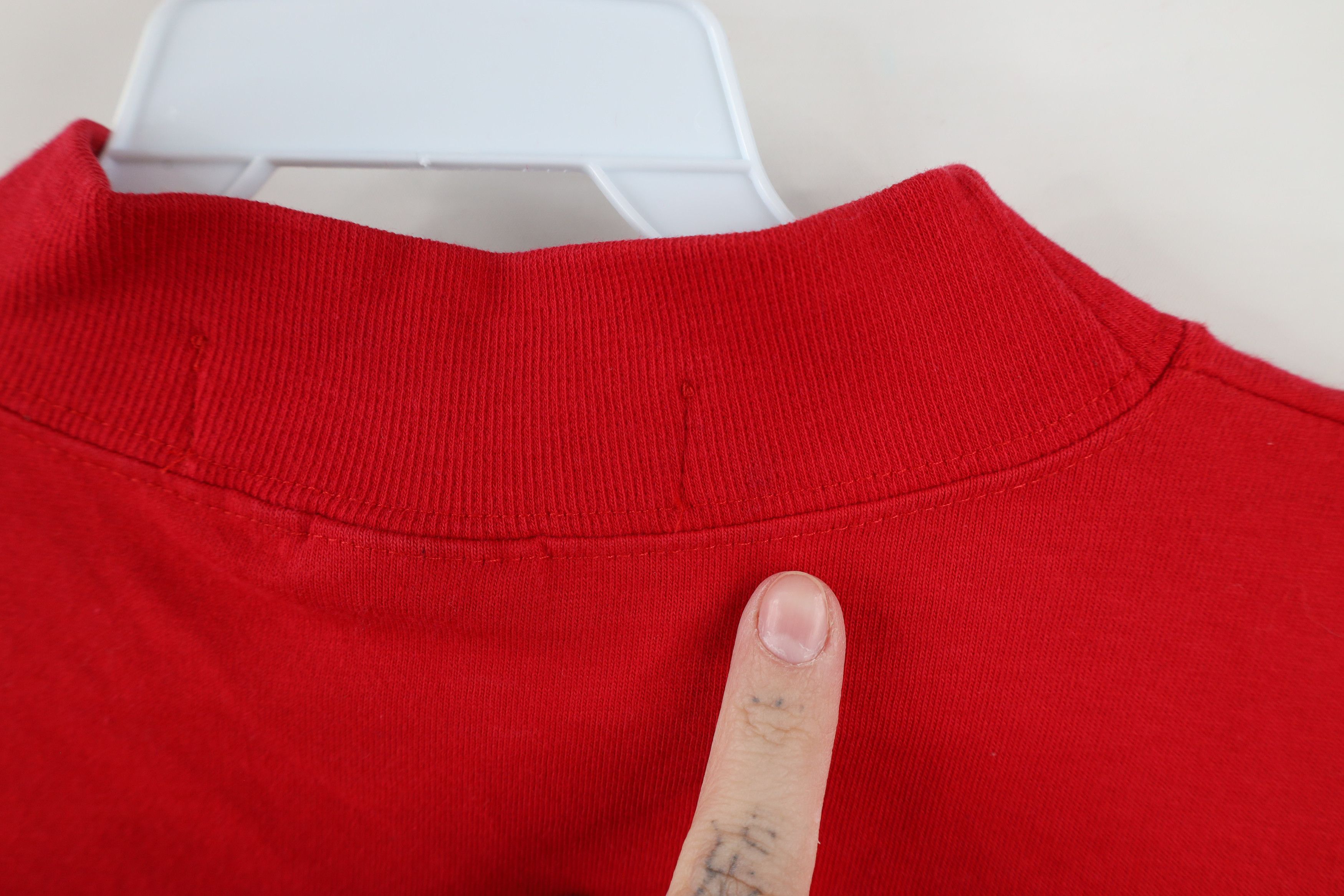 Vintage Vintage 90s Viper Car Mock Neck Long Sleeve T-Shirt Red Size US L / EU 52-54 / 3 - 7 Thumbnail