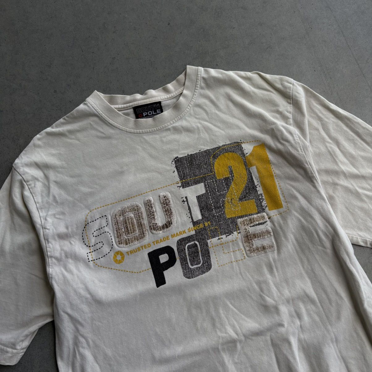 Southpole × Vintage Vintage Y2K Southpole Large Tan T Shirt Off white baggy Size US XL / EU 56 / 4 - 3 Thumbnail