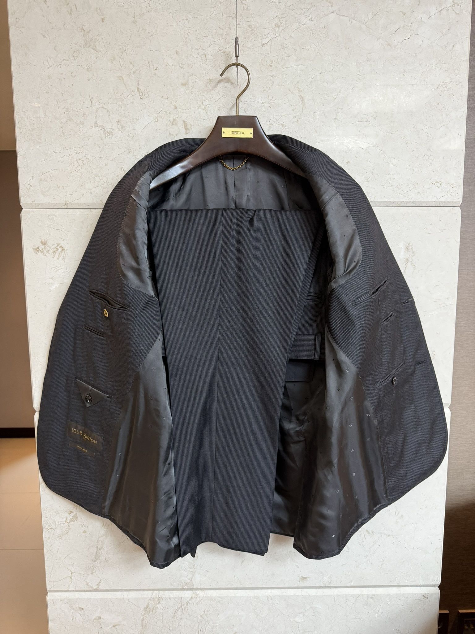 Louis Vuitton LOUIS VUITTON / Tailor Made Charcoal Stripe Suit / 50 Size 40R - 4 Thumbnail
