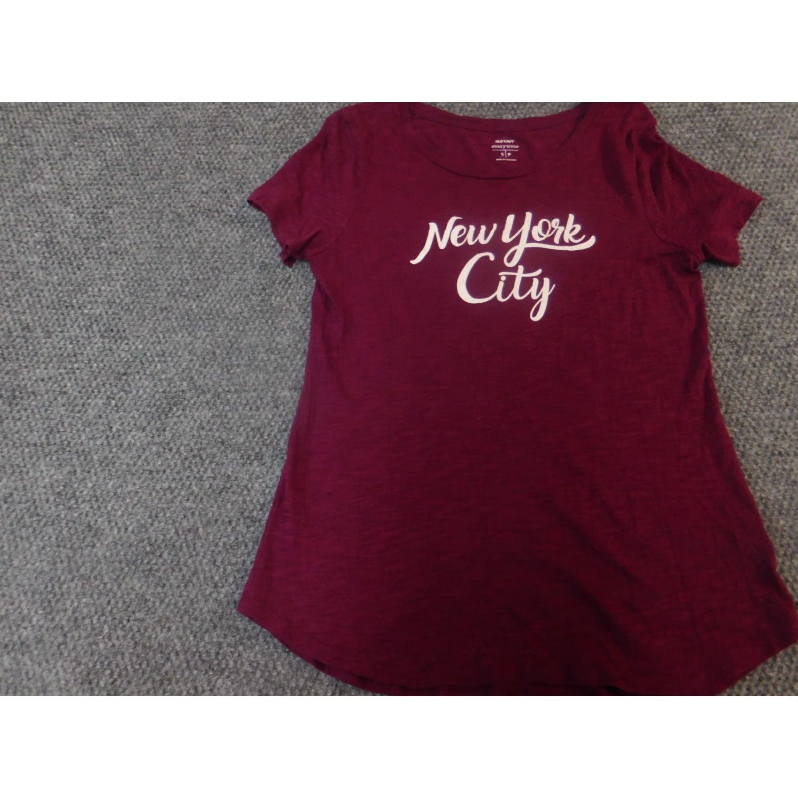 Old Navy Old Navy Womens Blouse S Red Solid Short Sleeve Pullover Stretch Casual Modern Regular Size S / US 4 / IT 40 - 3 Thumbnail