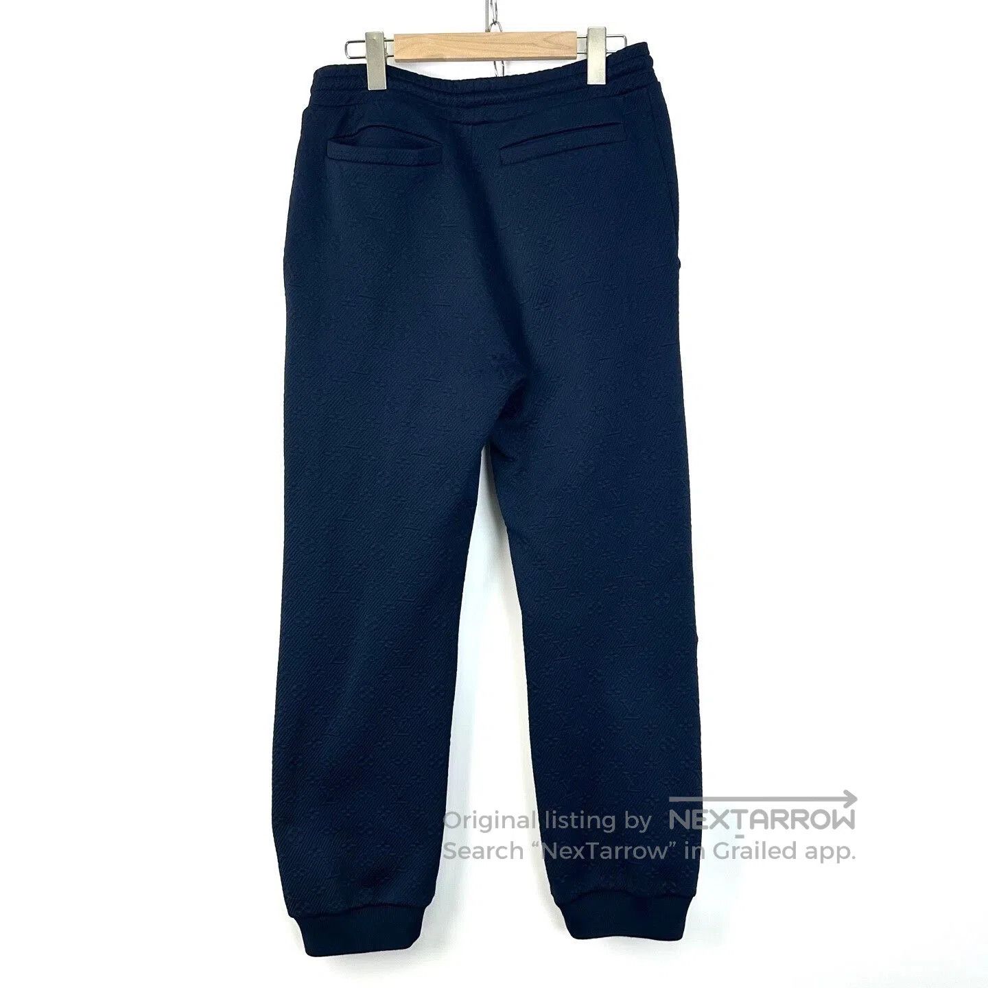 Louis Vuitton Louis Vuitton Logo Embossed Jogger Pants. Size US 26 / EU 42 - 2 Thumbnail