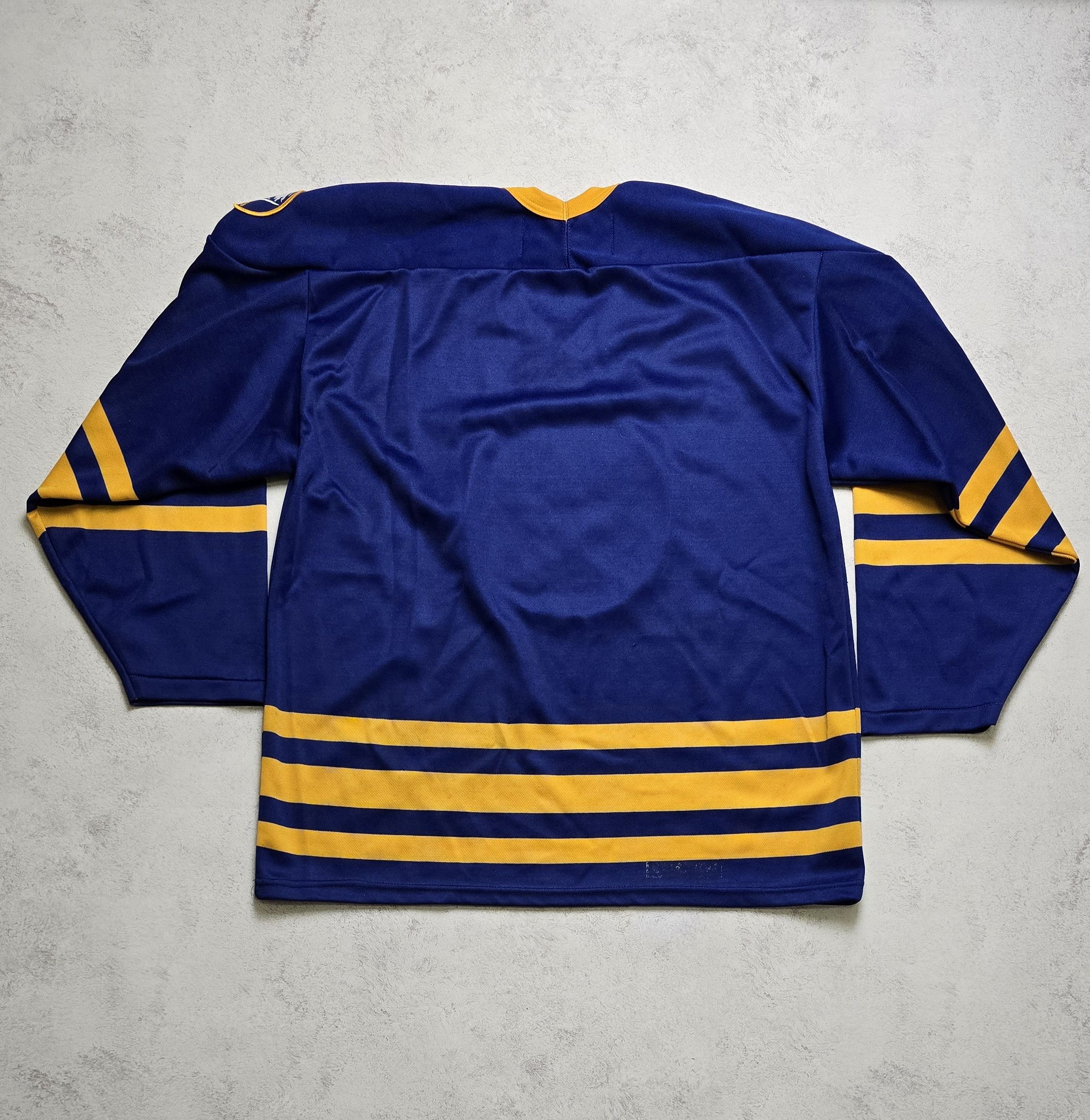 Ccm Vintage 90s NHL Buffalo Sabres CCM Blue Jersey Retro Logo Size US L / EU 52-54 / 3 - 4 Thumbnail