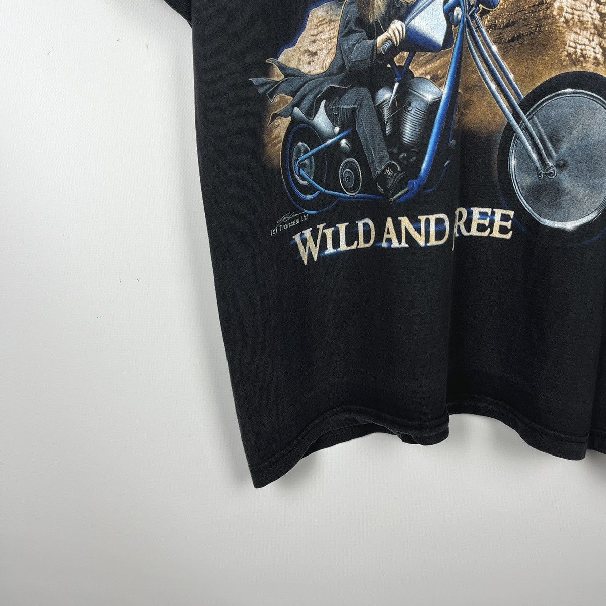 Harley Davidson Vintage Harley Davidson “Wild and Free” biker tee 90’s Size US XL / EU 56 / 4 - 6 Thumbnail