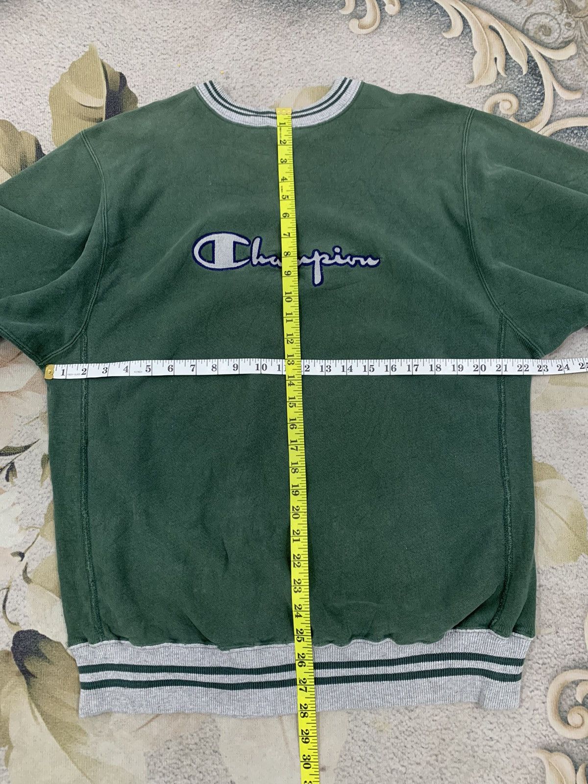 Champion × Vintage Vtg Champion Reverse Weave Big Logo Embroidered Sweatshirt Size US XL / EU 56 / 4 - 15 Thumbnail