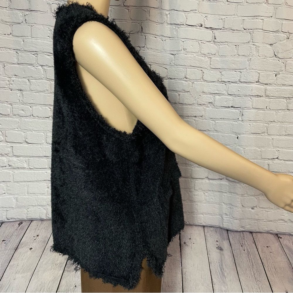 Other NWT New $138 Max Studio Fur Black Vest With Pockets Size M Size M / US 6-8 / IT 42-44 - 3 Thumbnail