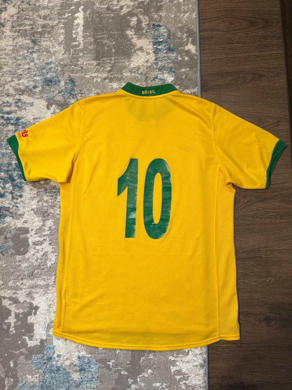 Vintage Vintage Brazil #10 National Team Jersey | CBF Nike Size US L / EU 52-54 / 3 - 12 Thumbnail