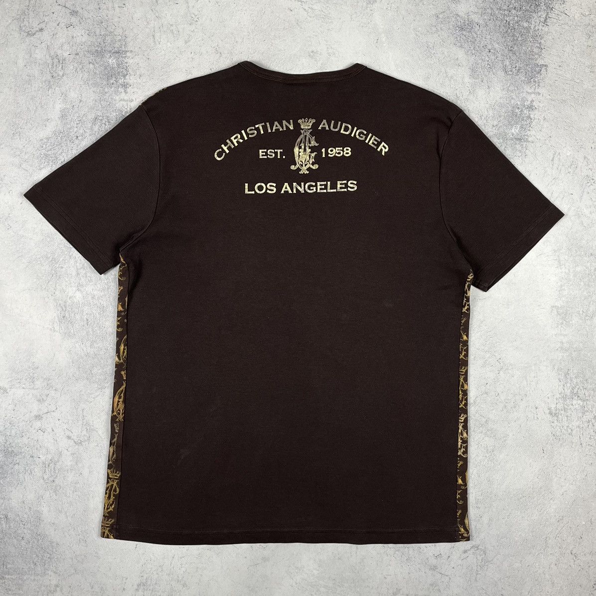 Christian Audigier Vintage Christian Audigier y2k AOP rare brown tee 90’s Size US L / EU 52-54 / 3 - 15 Thumbnail