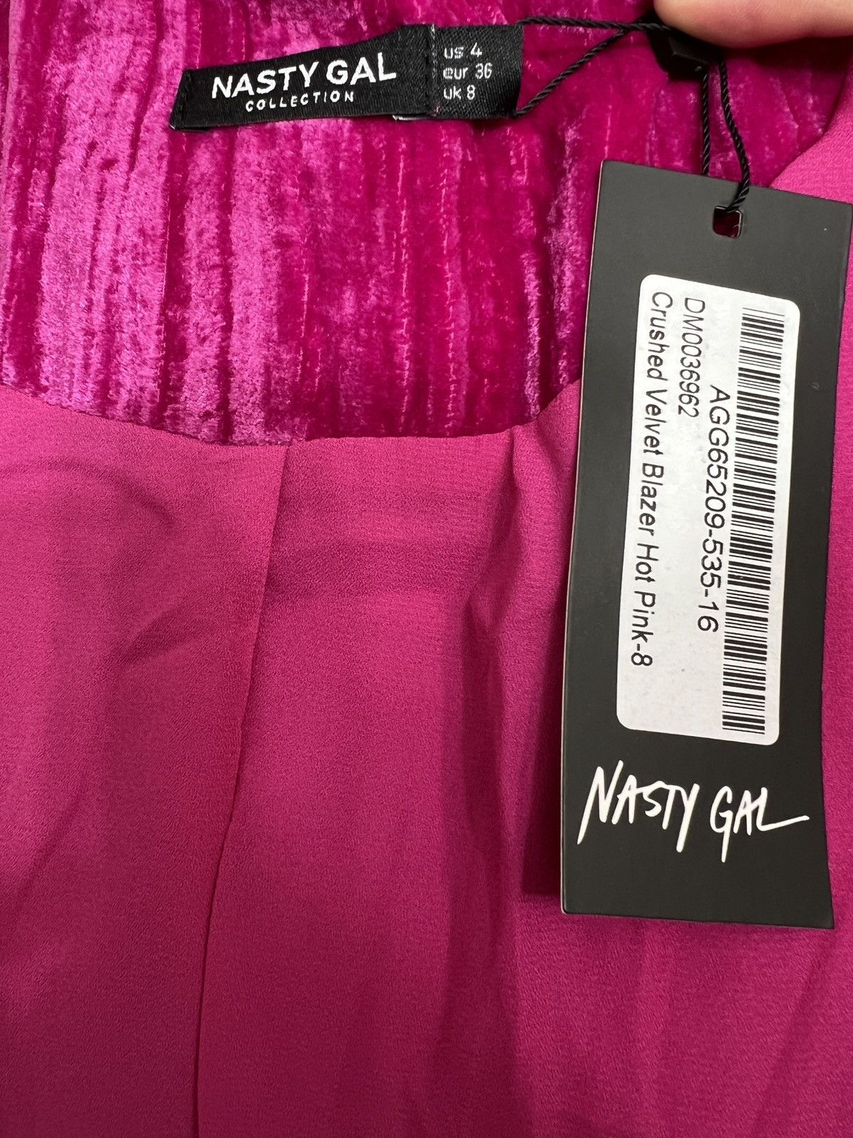 Nasty Gal Nasty Gal Hot Pink Velvet Blazer size 4 Size S / US 4 / IT 40 - 7 Thumbnail