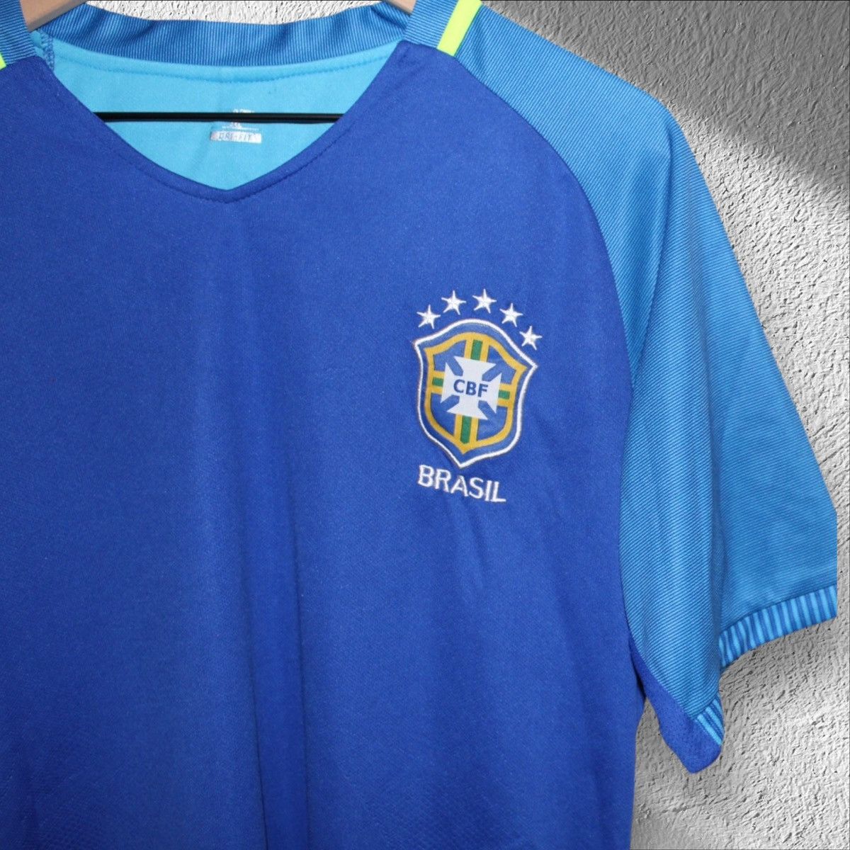 Other Brazil 2016 World Cup Blue Kit Brasil Jersey Size US L / EU 52-54 / 3 - 4 Thumbnail