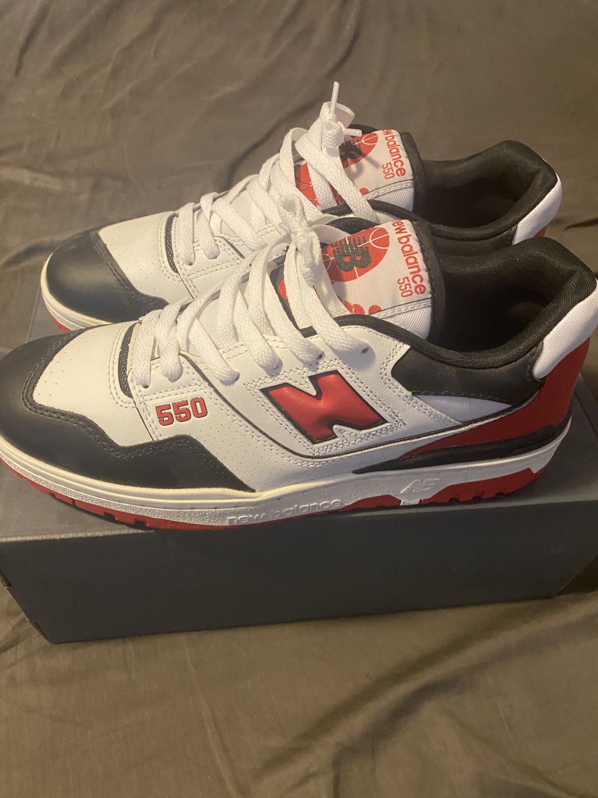 new balance 550 red white black