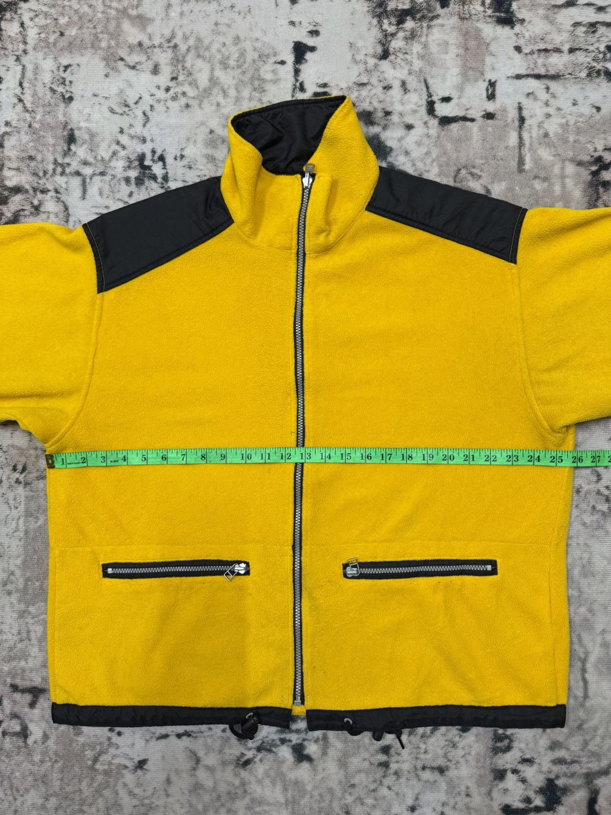 Marlboro × Sports Specialties × Vintage Vintage Marlboro Fleece Zip Up Sweater Jacket Size US L / EU 52-54 / 3 - 11 Thumbnail