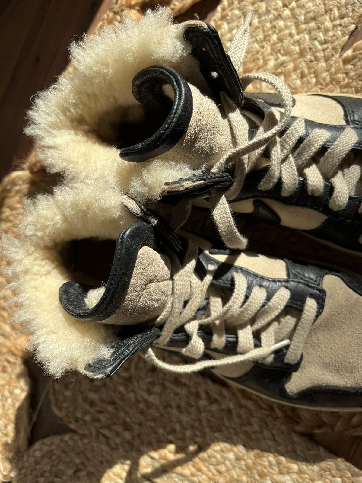 Nike × Vintage Sherpa Nike Dunk 🐻 fur cozy coquette bear velvet y2k goth Size US 6 / IT 36 - 4 Thumbnail