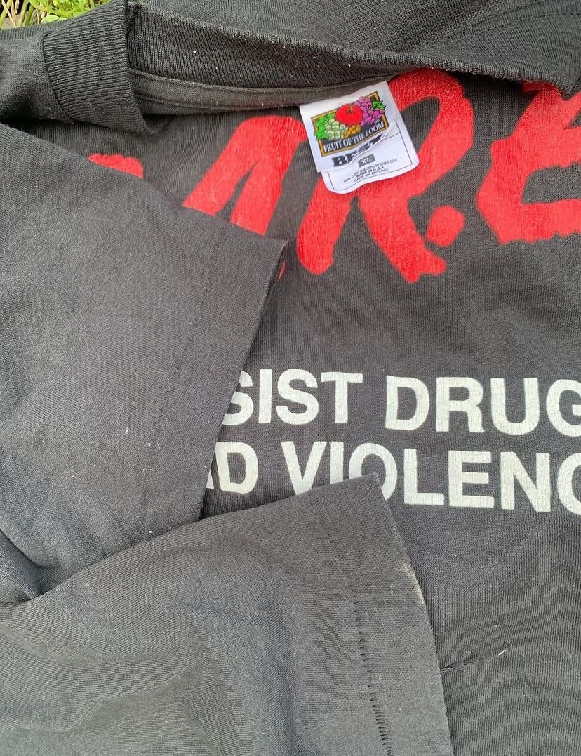 Vintage Vintage 90s D.A.R.E. “To Resist Drugs And Violence” dare Size US XL / EU 56 / 4 - 3 Thumbnail