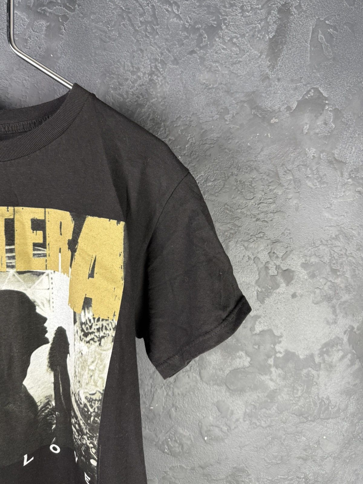Band Tees Vintage Pantera This Love T-shirt Size US M / EU 48-50 / 2 - 3 Thumbnail
