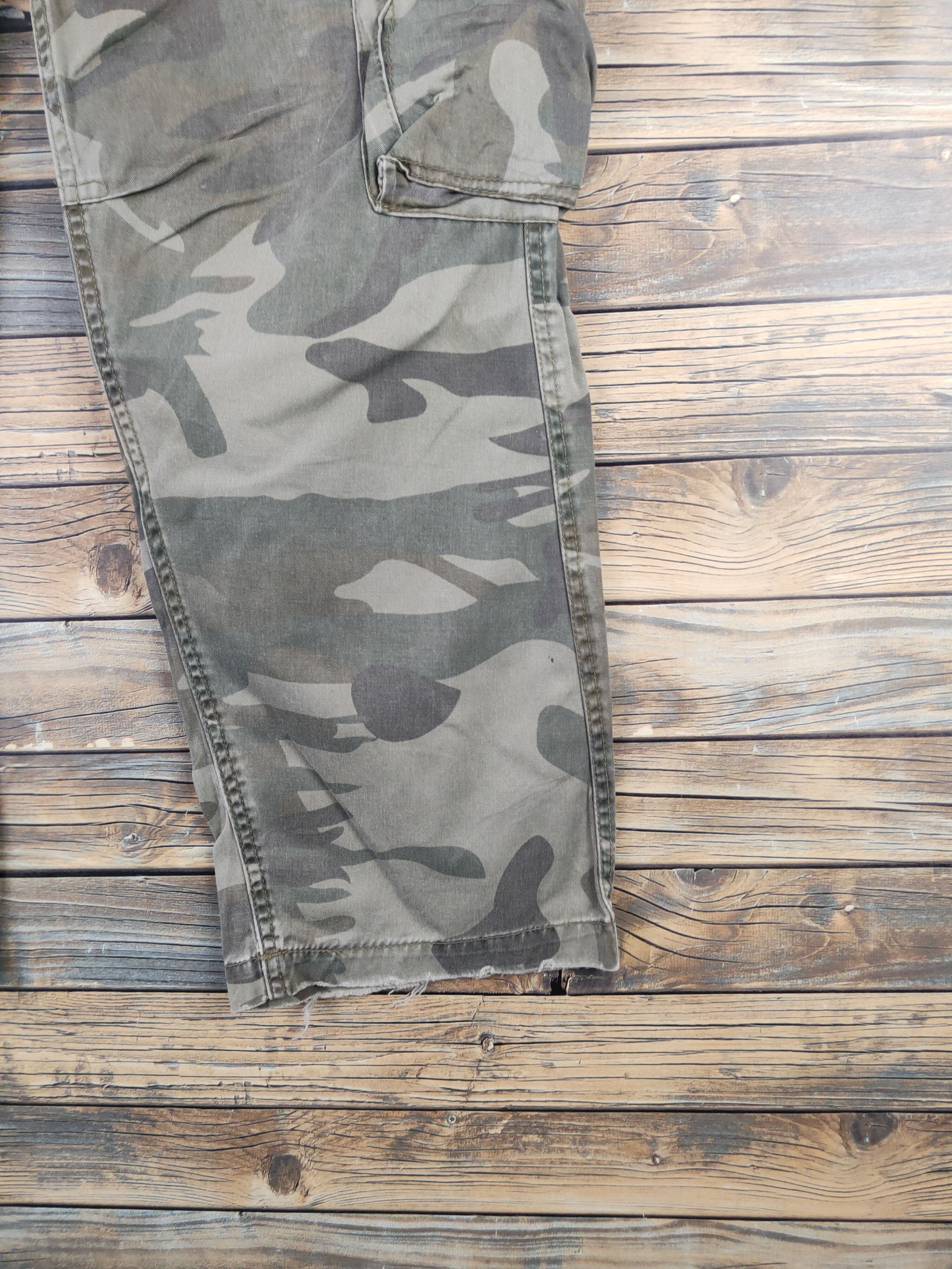 Japanese Brand DL Real Crush Camouflage Multipocket Cargo Pants #46-250T Size US 33 - 6 Thumbnail