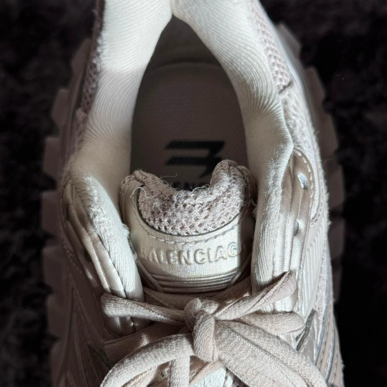 Balenciaga Balenciaga defender Size US 6 / IT 36 - 9 Thumbnail