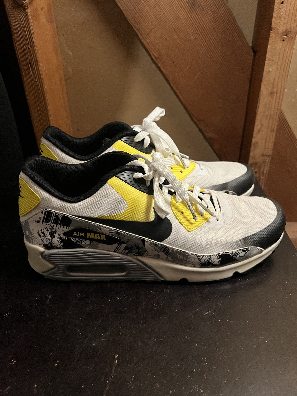 Nike Nike Air Max 90 Ultra 2.0 Doernbecher Oregon Ducks Size US 8.5 / EU 41-42 - 2 Thumbnail