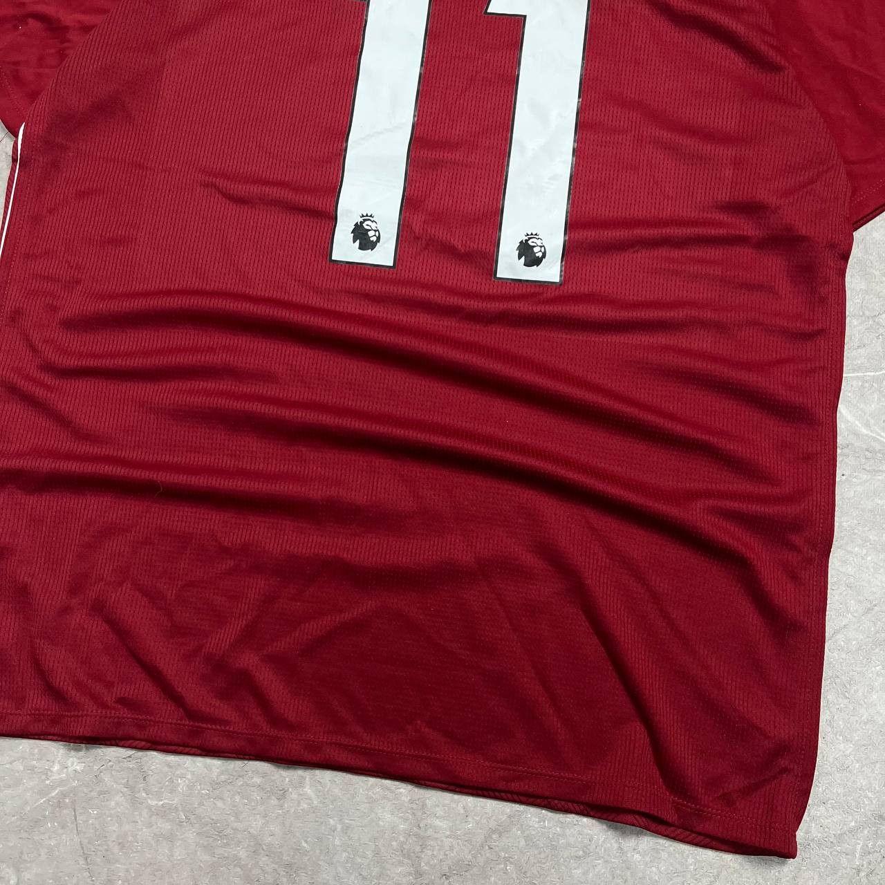 New Balance NWT New Balance Liverpool Jersey 2018/2019 #11 M.SALAH Size US L / EU 52-54 / 3 - 23 Thumbnail
