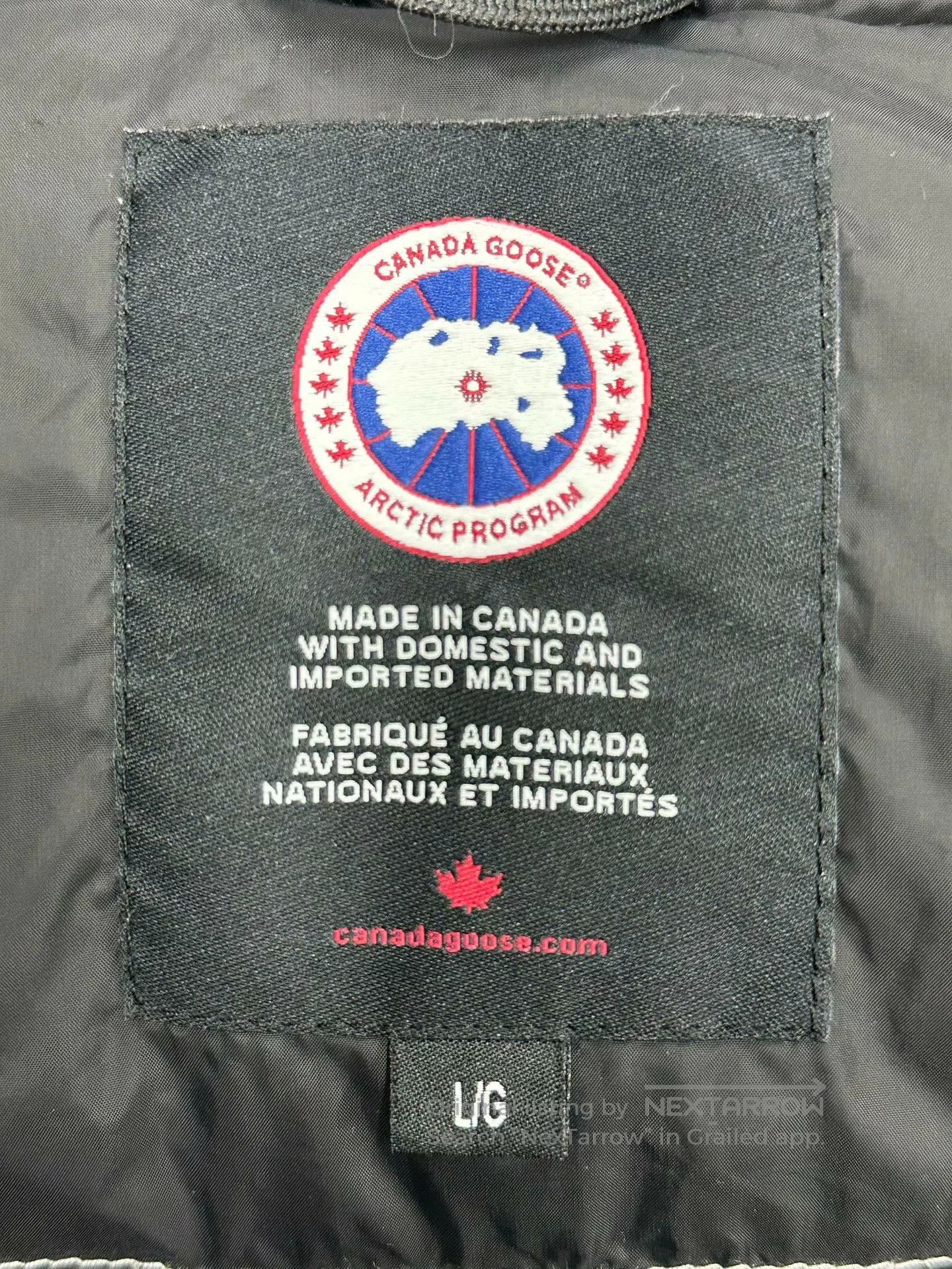 Canada Goose Canada Goose White Chest Badge Down Vest| Size US L / EU 52-54 / 3 - 3 Thumbnail