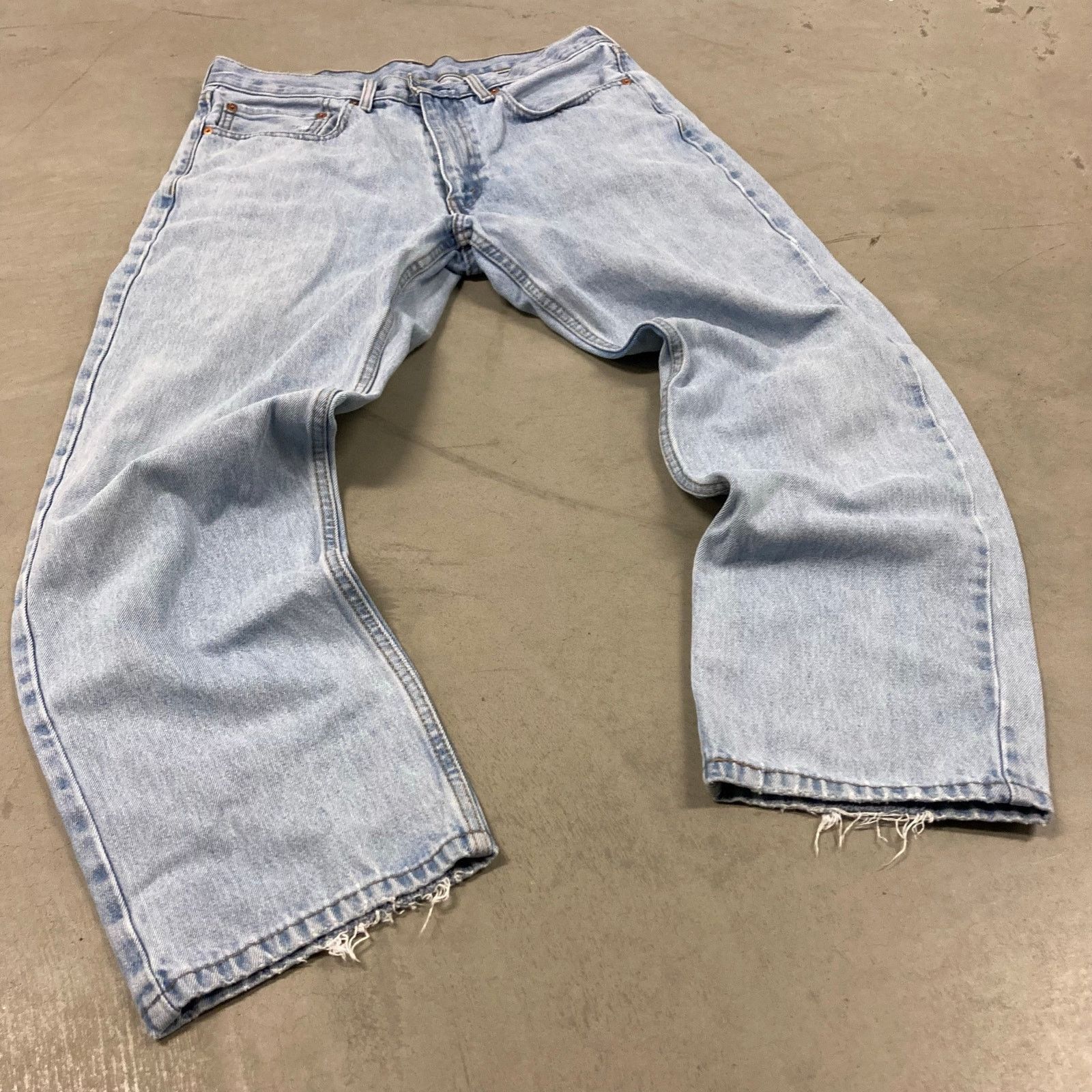 Baggy Y2K Levi’s 550 Jeans 34x30