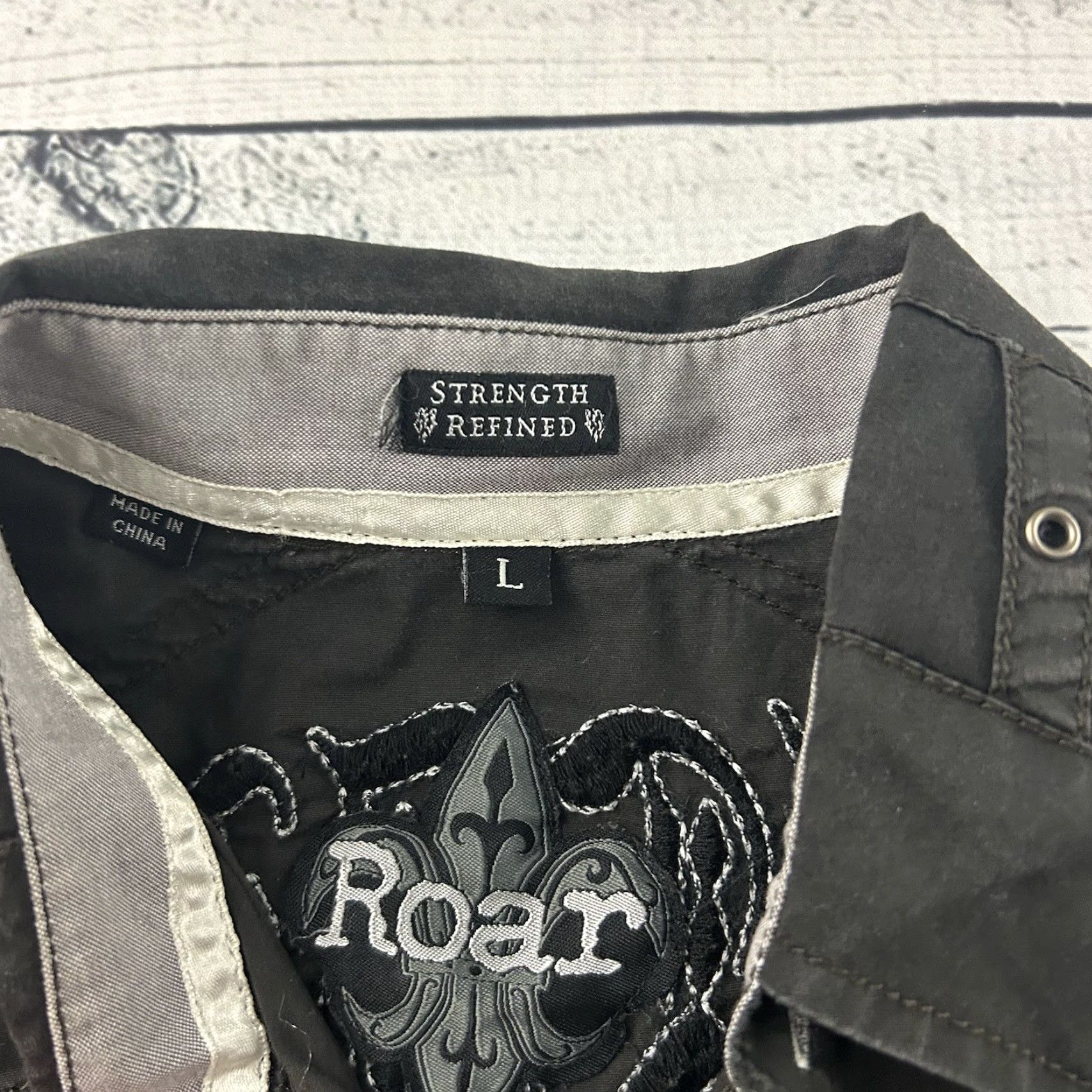 Roar Roar Shirt Button-Up Long Sleeve Embroidered Gray Men's Large Cotton Embroidered Roar Logo Casual Vintage No Size US L / EU 52-54 / 3 - 3 Thumbnail