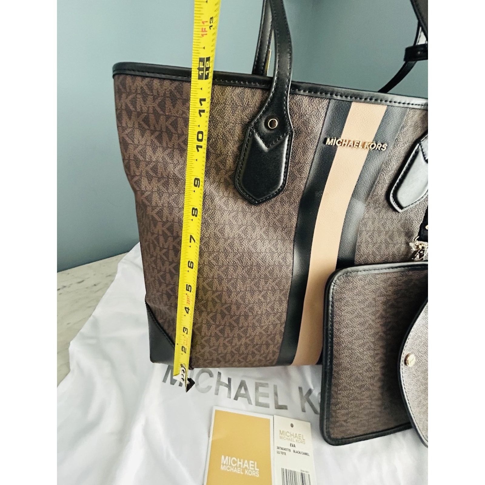 Michael Kors Michael Kors Eva Large Stripe Tote Bag Pouch Black Camel NWT Size ONE SIZE - 13 Thumbnail