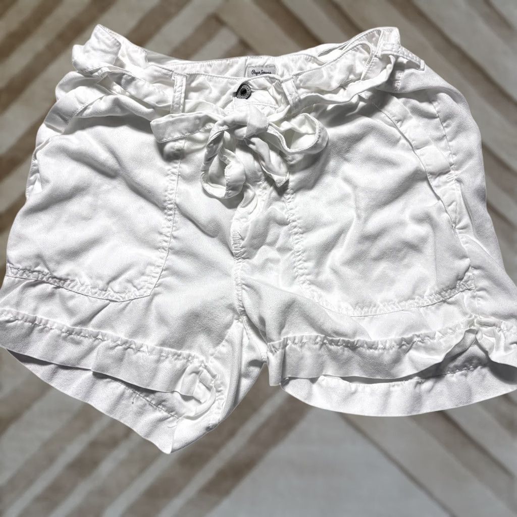 Pepe Jeans Pepe Jeans London Nomad Shorts White Women Size 31 Tie Waist Tencel Canvas Breathable Casual Summer Size 24" / US 00 / IT 34 - 1 Thumbnail