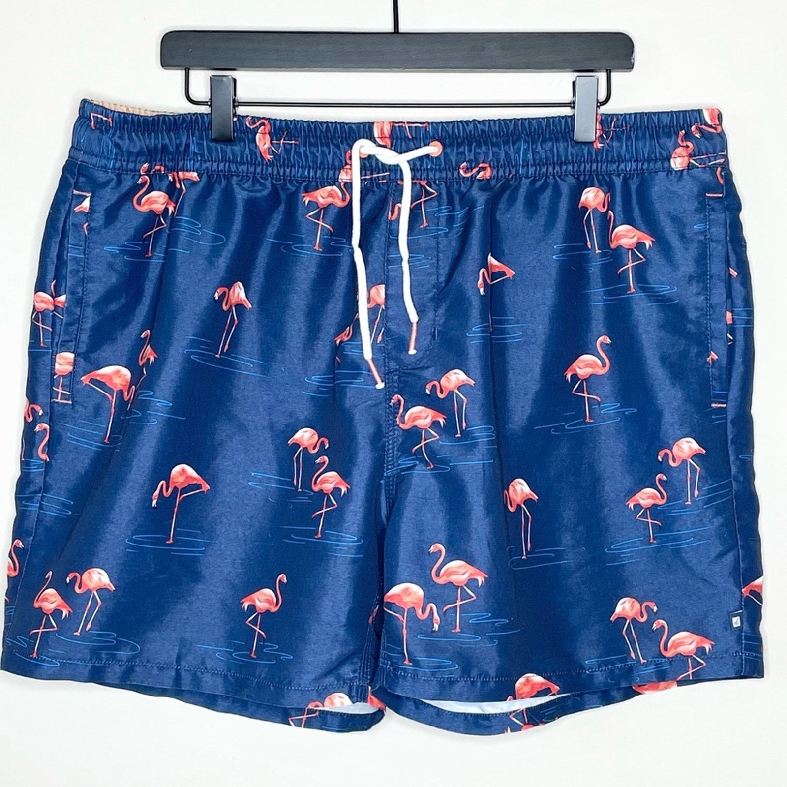 Sperry Sperry navy & pink flamingo print swim trunks size XL Size US 38 / EU 54 - 2 Thumbnail