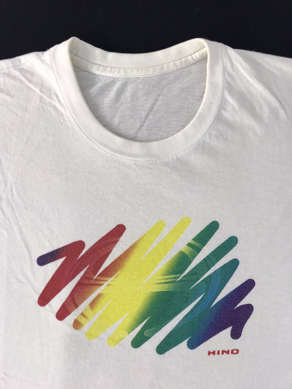 Japanese Brand 90s Japanese Truck Brand Hino Multicolour Logo Tee Size US M / EU 48-50 / 2 - 4 Thumbnail