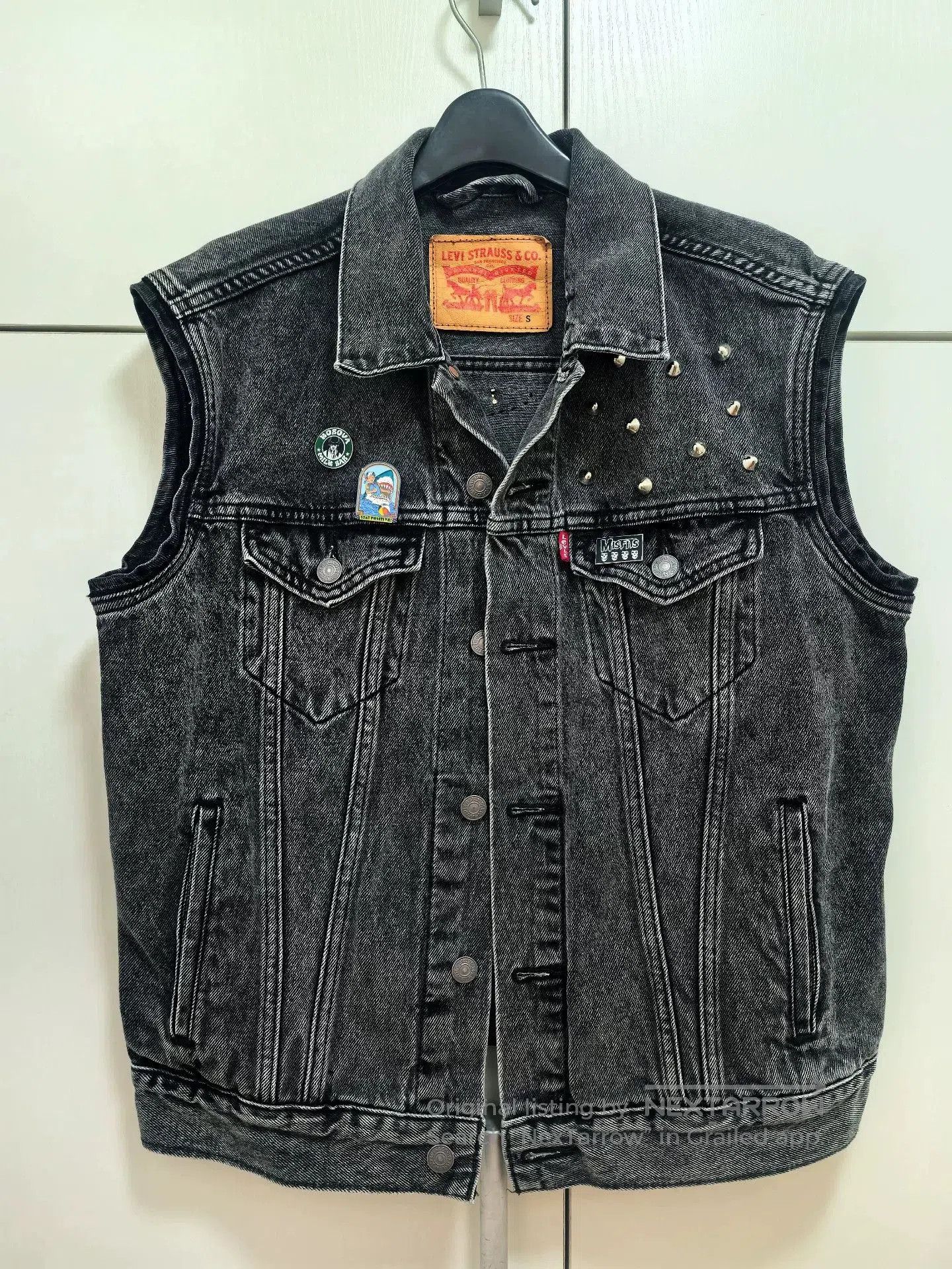 Levi's Punk Levis Denim Jacket Rivets Patches Badges. Size US S / EU 44-46 / 1 - 2 Thumbnail