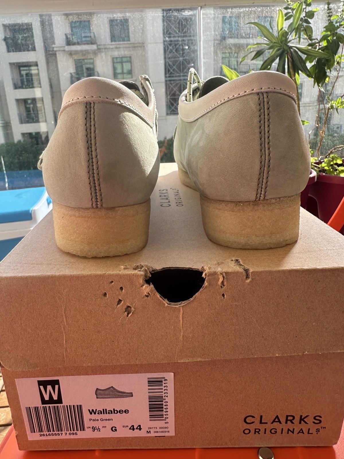 Clarks Clarks Wallabee Mint Color 44/11US Size US 11 / EU 44 - 7 Thumbnail