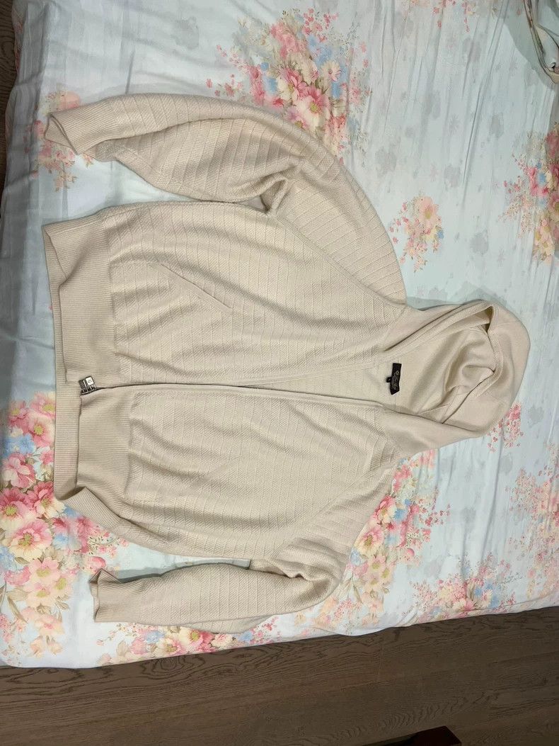 Loro Piana LORO PIANA Female beige small cashmere cap sweater L size Size L / US 10 / IT 46 - 1 Thumbnail