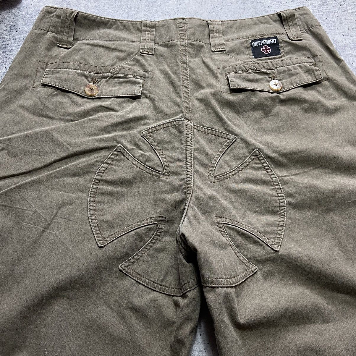 Independent Truck Co. × Vintage 📌 Vintage Independent Truck Co Cargo Shorts Size US 34 / EU 50 - 3 Thumbnail