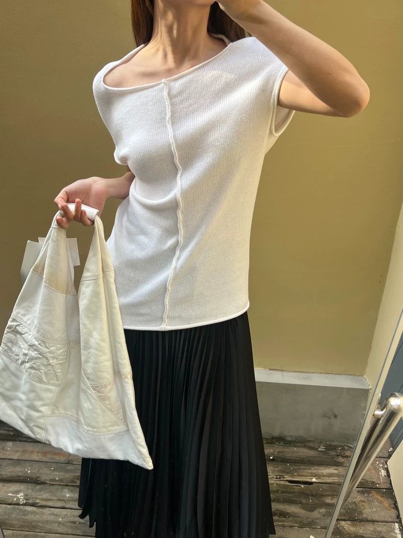 Yohji Yamamoto Yohji Yamamoto size 3 White knit top vest 2506-Nextarrow Size M / US 6-8 / IT 42-44 - 1 Thumbnail