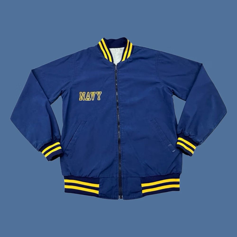 Soffe VINTAGE Soffe US Navy Bomber Jacket Mens Small Blue Reversible Short Zip 90s Navy USA Nautical 40in Chest Seasonal Fall Winter Spring Casual Workwear Size US S / EU 44-46 / 1 - 1 Thumbnail