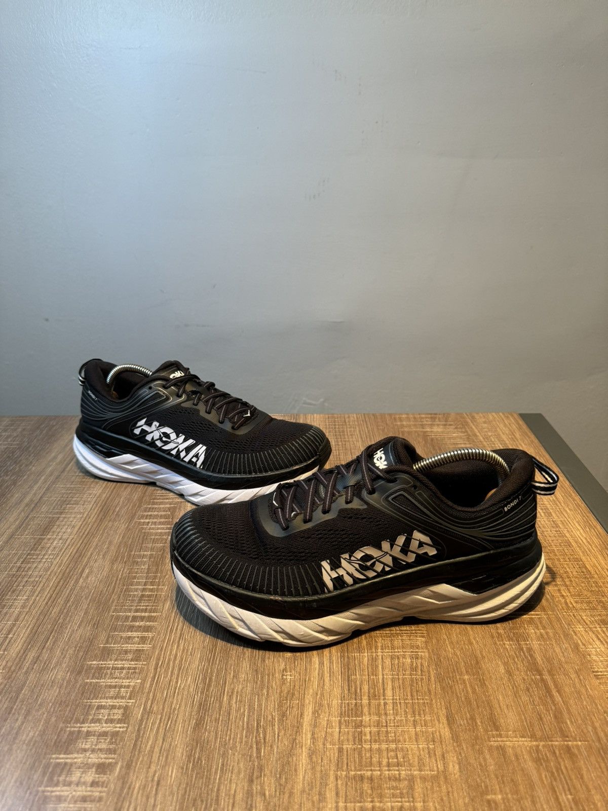 Hoka Hoka One One Bondi 7 Wide Women's Road Running Size 9.5 Size US 9.5 / IT 39.5 - 2 Thumbnail