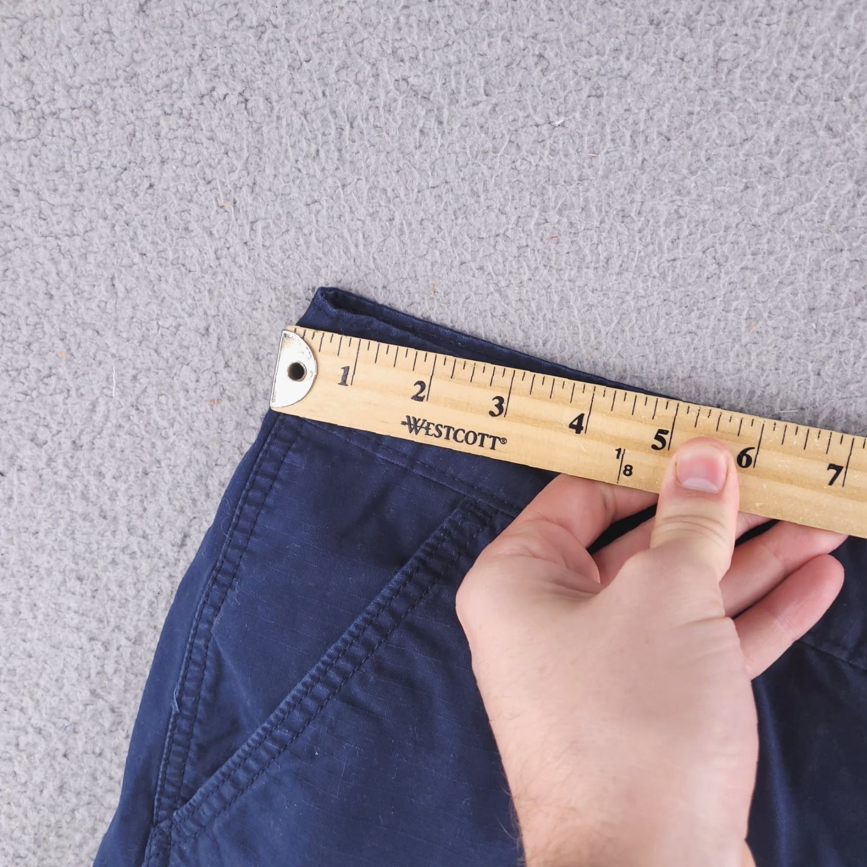 Levi's Levi's Shorts Mens 36 Blue Ripstop Cargo Utility navy Cargo Shorts Blue 36 Men Regular Navy Mens Size US 36 / EU 52 - 4 Thumbnail