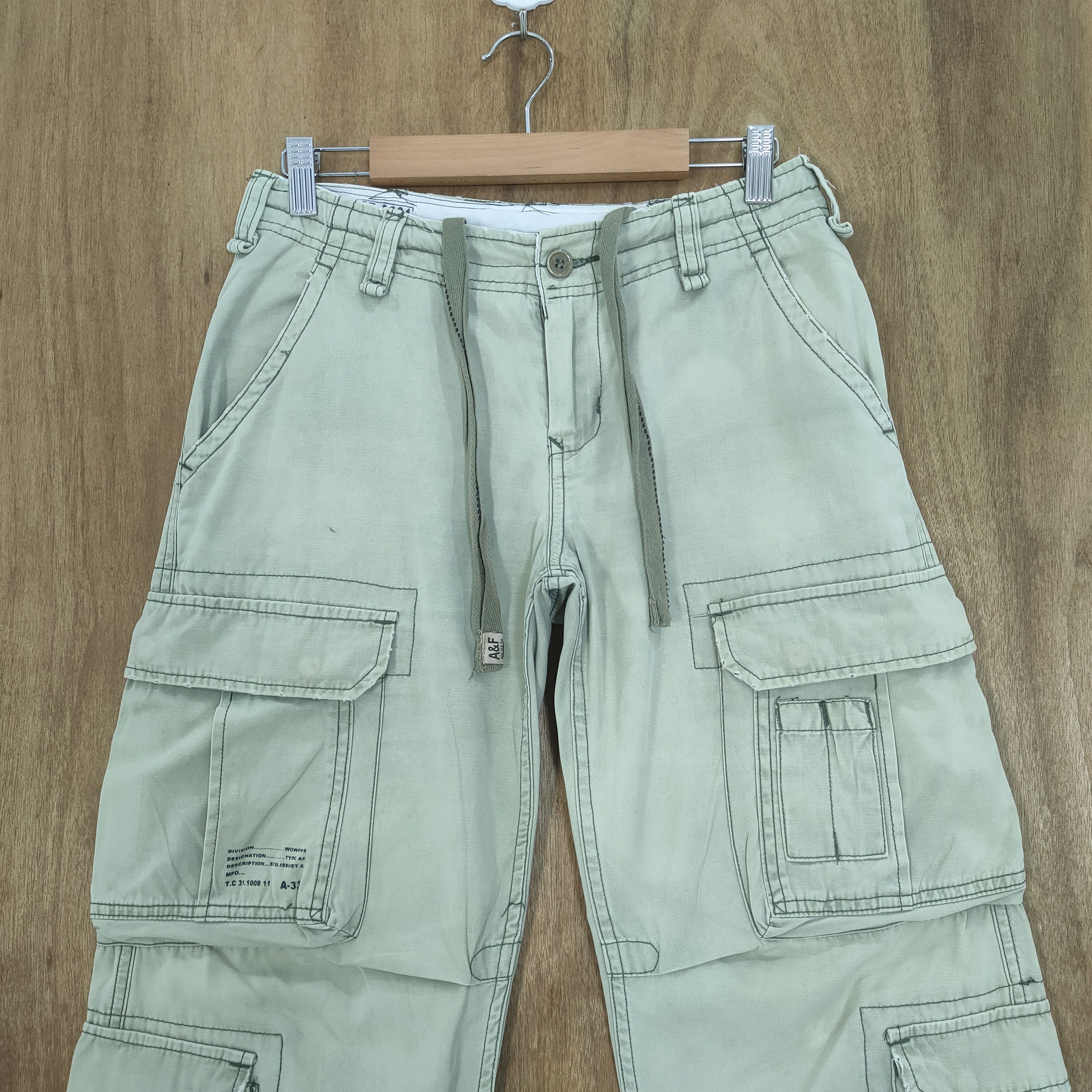 Abercrombie & Fitch ABERCROMBIE & FITCH 10 POCKET CARGO PANTS Size US 28 / EU 44 - 2 Thumbnail
