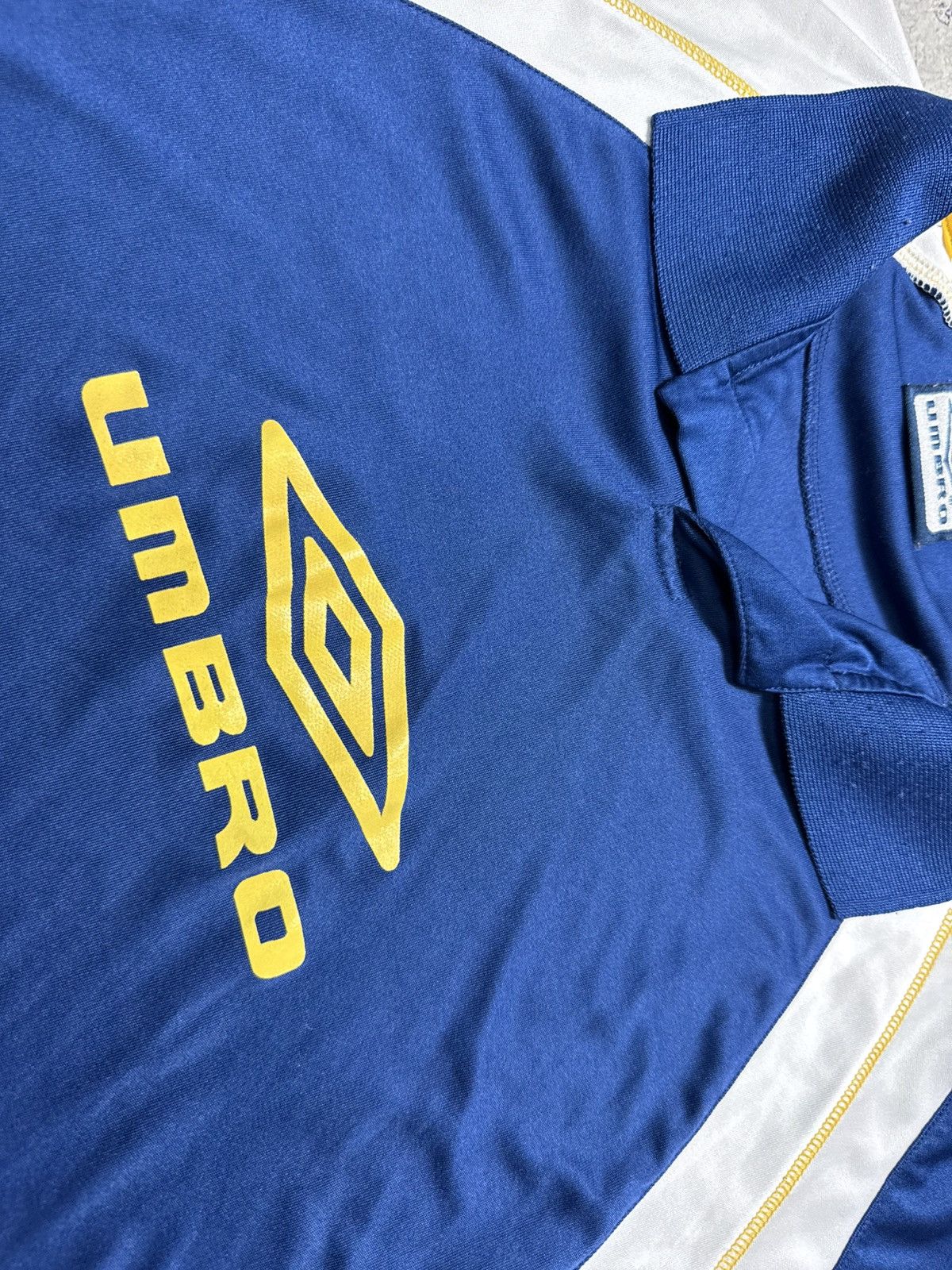 Umbro Umbro Vintage Soccer Jersey Shirt Big Logo Size US XL / EU 56 / 4 - 5 Thumbnail