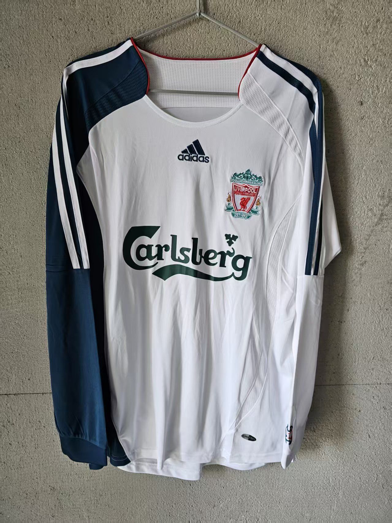 Other 2006 2007 Liverpool 9 Torres Jersey Longsleeve Size US L / EU 52-54 / 3 - 2 Thumbnail