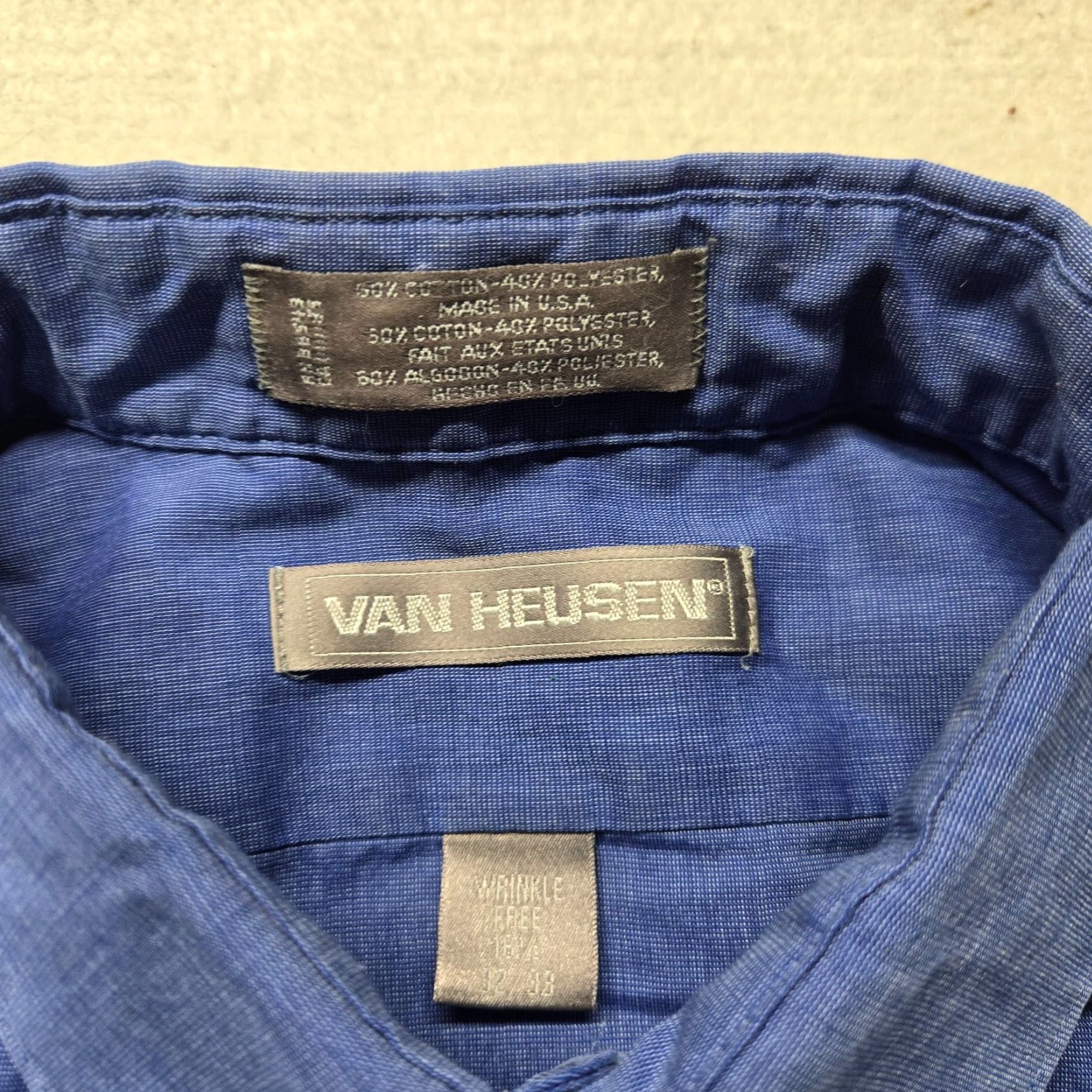 Van Heusen Van Heusen Shirt Button-Up Solid Blue 16.5 Regular Fit Long Sleeve Mens Size US L / EU 52-54 / 3 - 2 Thumbnail