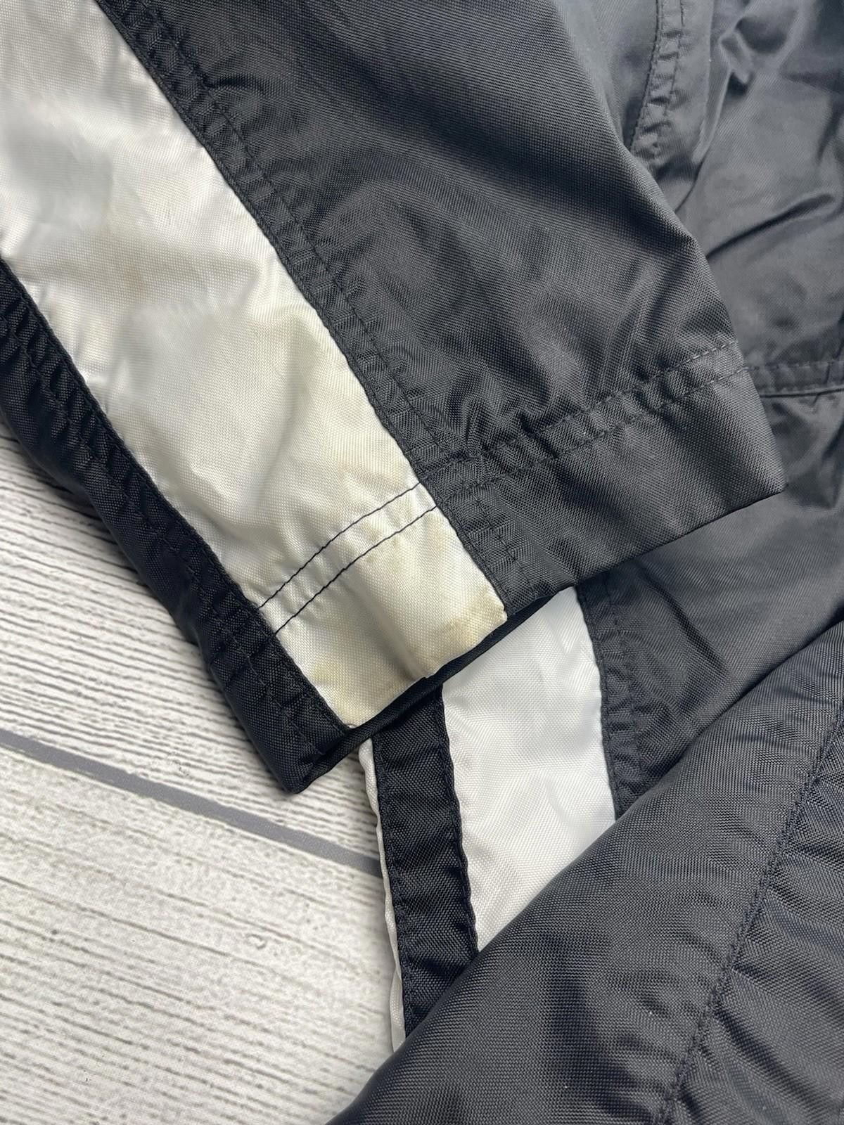 Nike Vintage Nike Air Swoosh Jacket Hoodie Black 90s Men’s Large Size US L / EU 52-54 / 3 - 7 Thumbnail