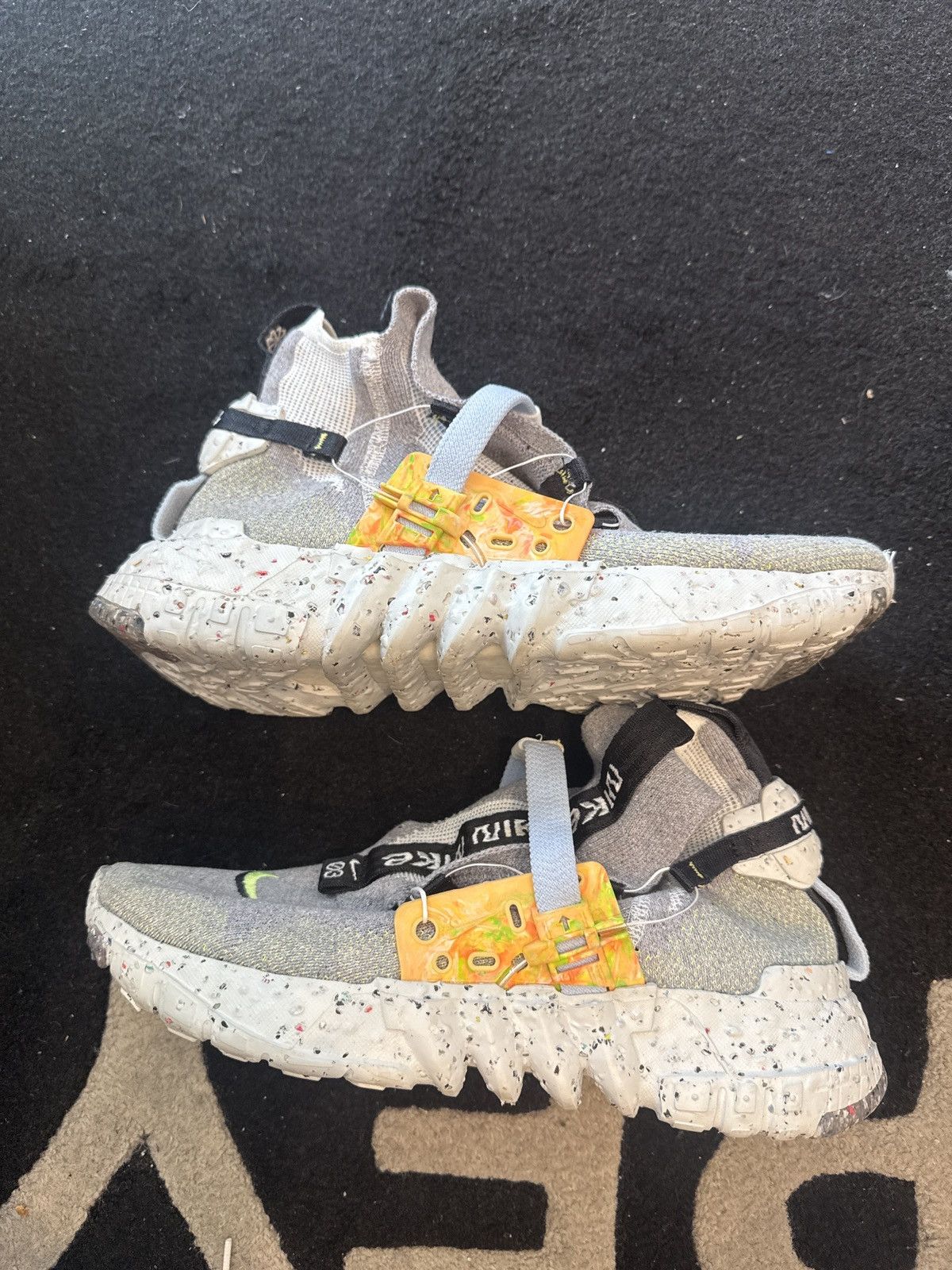 Nike Nike space hippie 03 grey volt size 9 Size US 9 / EU 42 - 3 Thumbnail